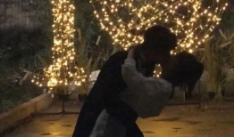 明星亲吻吃瓜视频,亲吻吃瓜视频引发网友热议